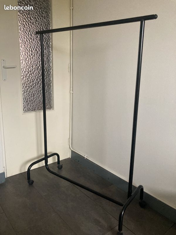 Portant à vêtements (image 1)