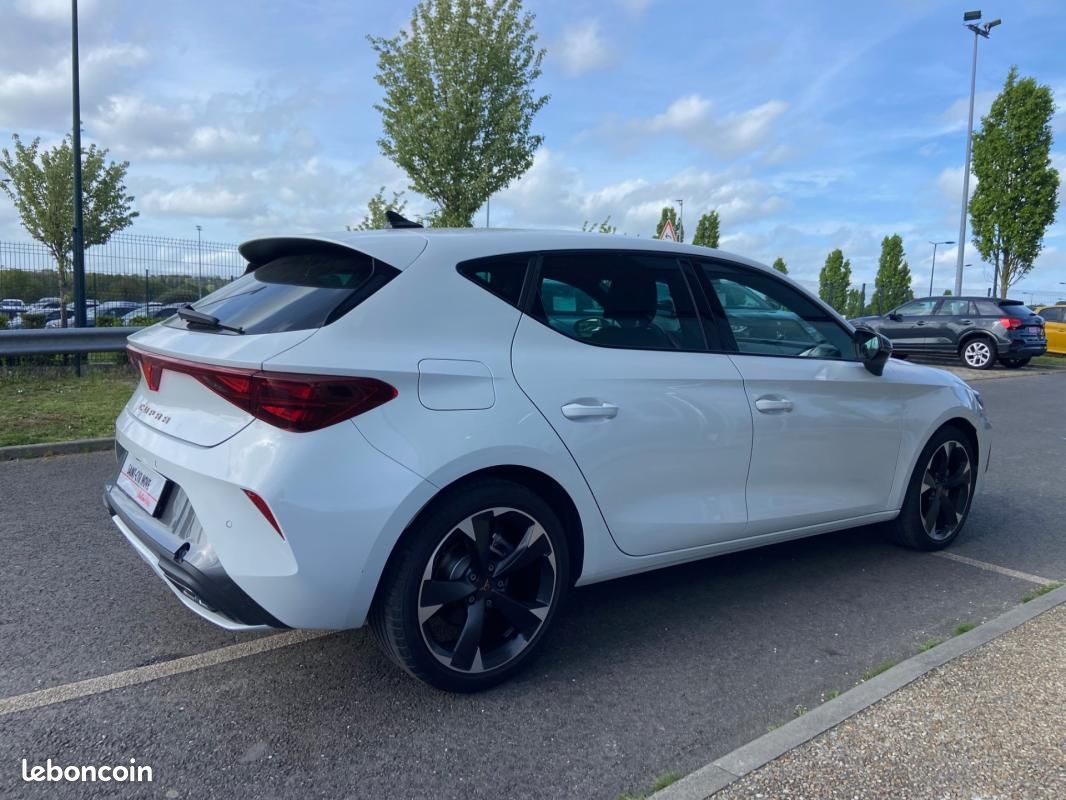 Cupra Leon 1.5 eTSI Hybrid 150 ch DSG7 V (image 6)