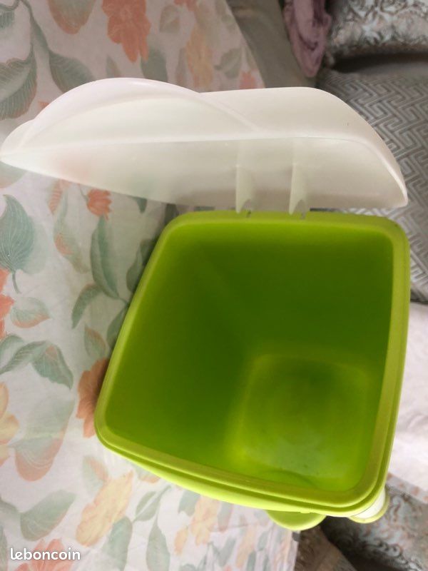Poubelle de salle de bain (image 6)