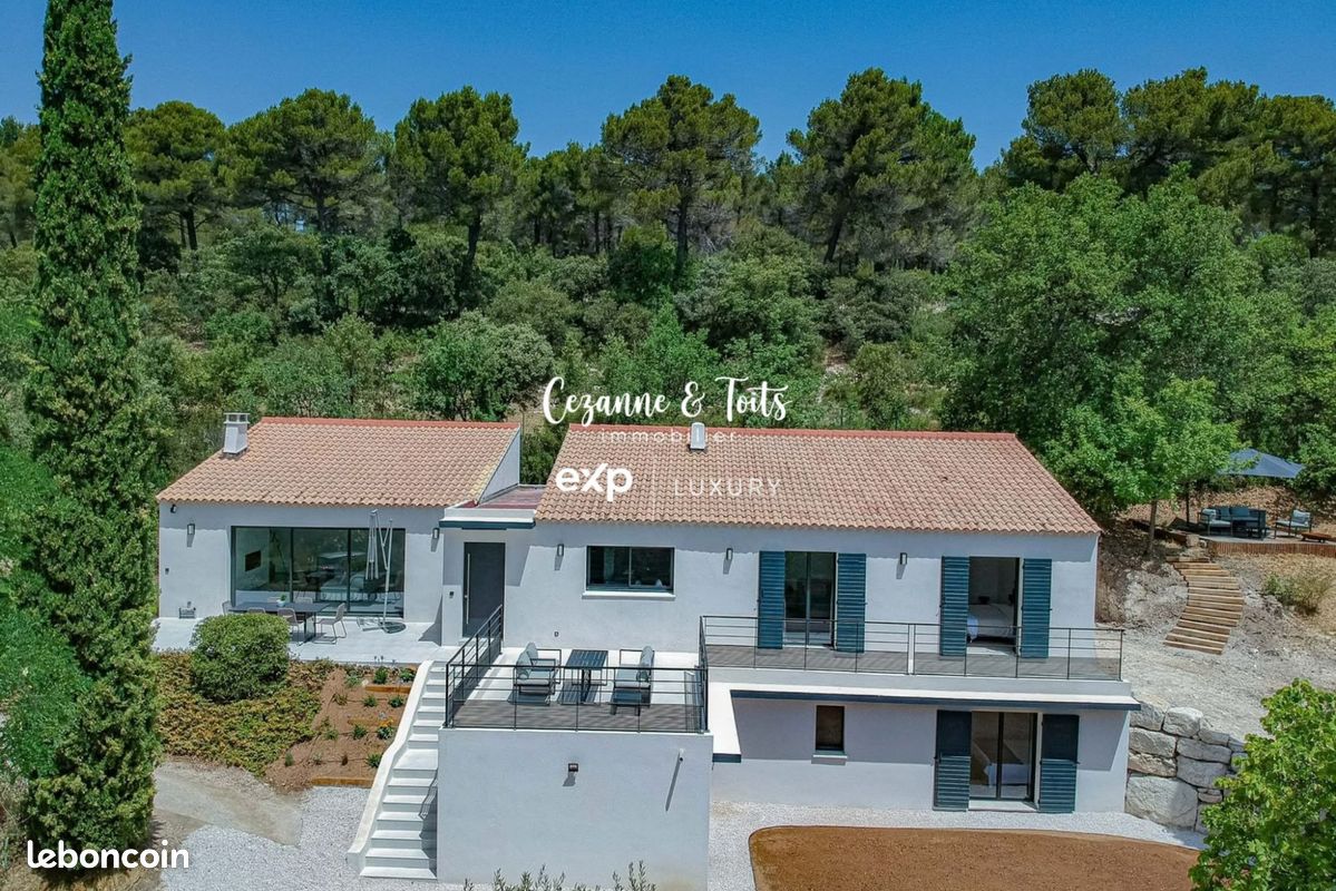 Maison 5 pièces 178 m² · à Aix-en-Provence · 178 m² · 5 500 €/mois