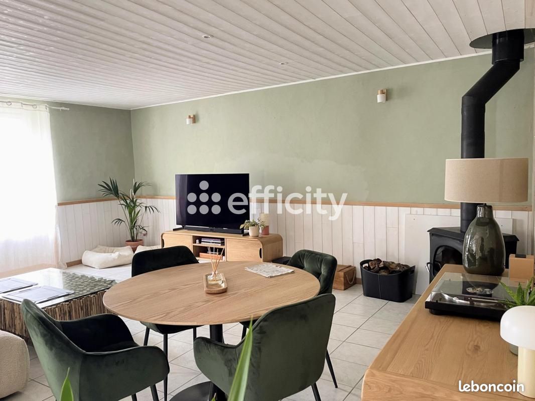 Maison 3 pièces 102 m² · à Maillé · 102 m² · 148 000 €