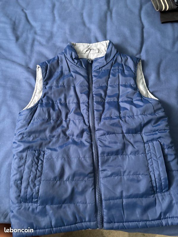 Veste sans manche réversible (image 1)