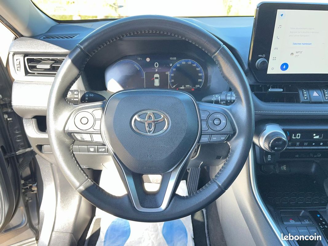 TOYOTA RAV4 HYBRIDE PRO MY23 218 ch 2WD Dynamic Business + Beyond Zero Academy TVA RECUPERABLE (image 18)