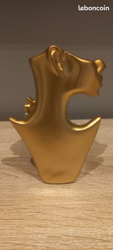 Vase porte crayons doré forme buste main tête visage femme porte crayon (image 3)