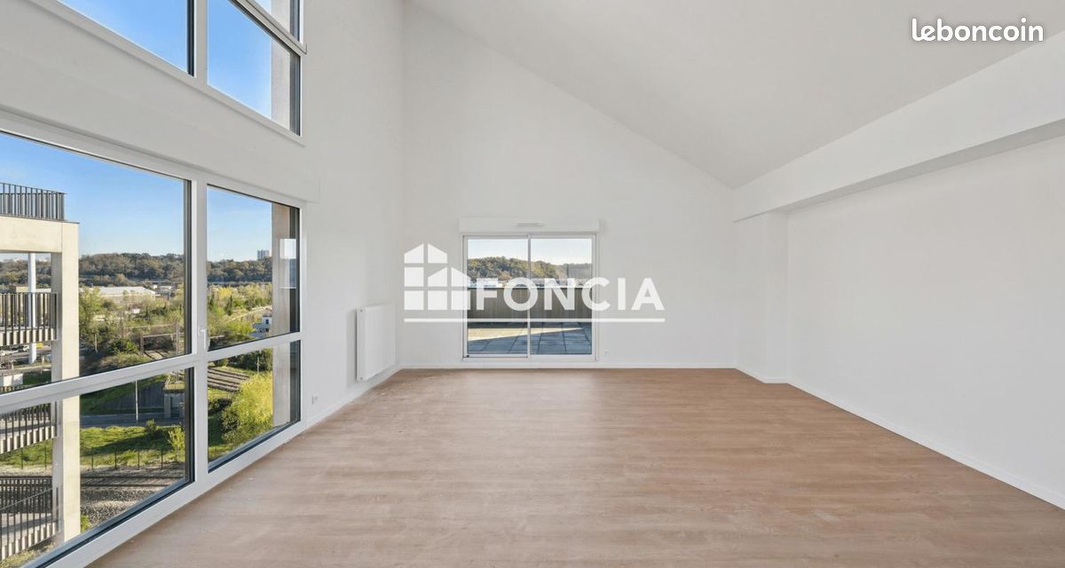 Appartement 5 pièces 160 m² · à Bordeaux · 160 m² · 2 090 €/mois