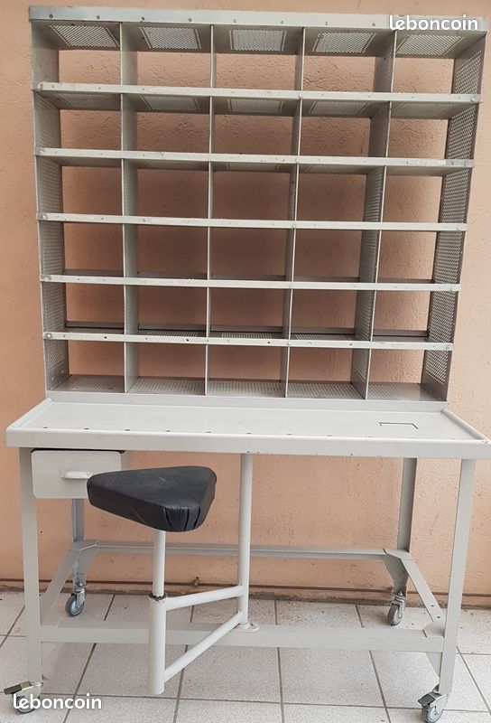 Grand Casier De Tri La Poste - Meuble Industriel En Fer - 190x125x125 Cm