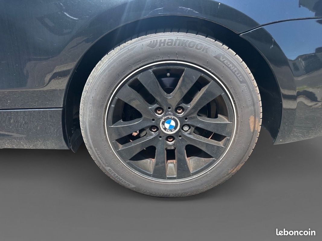 BMW SERIE 1 CABRIOLET E88 118d 143 ch Confort A (image 16)