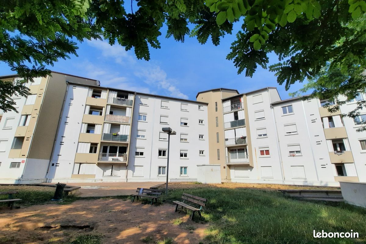 Appartement 2 pièces 53 m² · à Villefranche-sur-Saône · 53 m² · 102 000 €