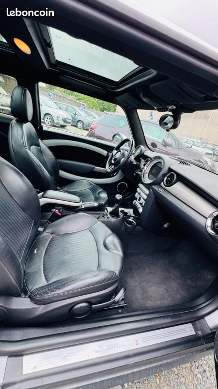 Mini Hatch R56 1.6i - 175 CH Cooper S (image 9)