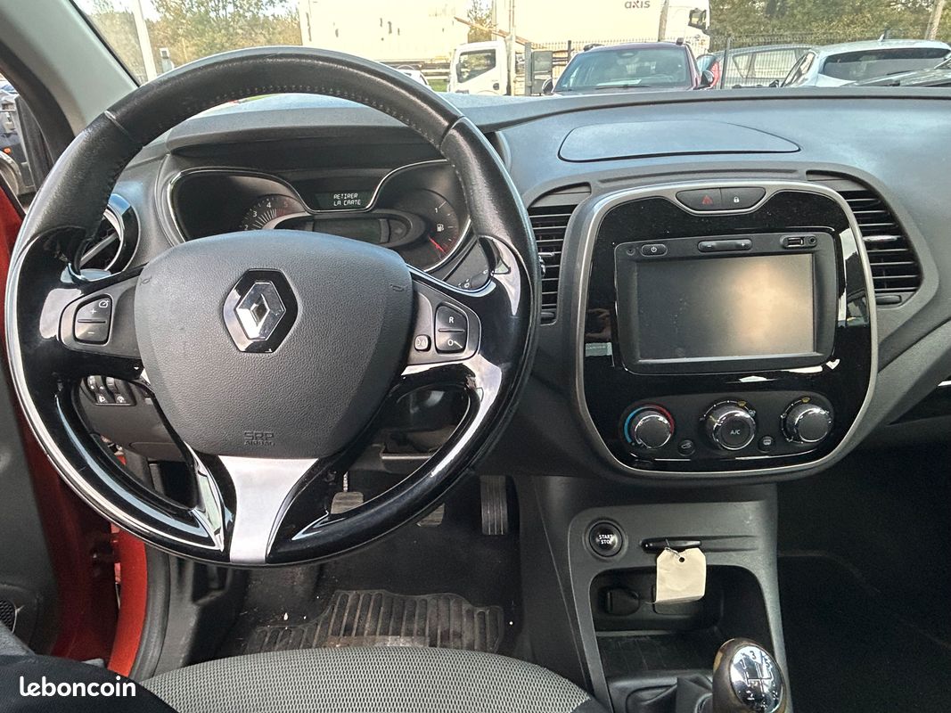 RENAULT CAPTUR BUSINESS dCi 90 Energy eco² Business E6 (image 5)