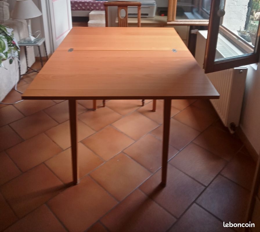 Table (image 4)