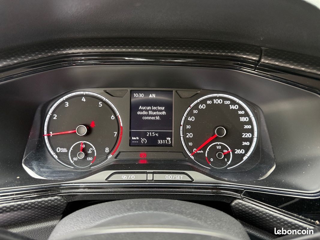 VOLKSWAGEN T-CROSS 1.0 TSI 95 BUSINESS 95Ch Garantie 12 mois suivi complet (image 14)