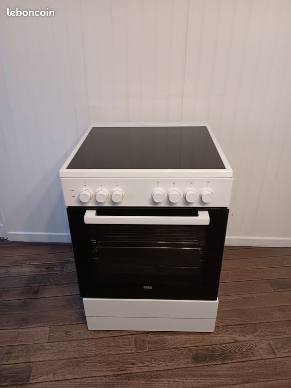 Cuisinière électrique (image 1)