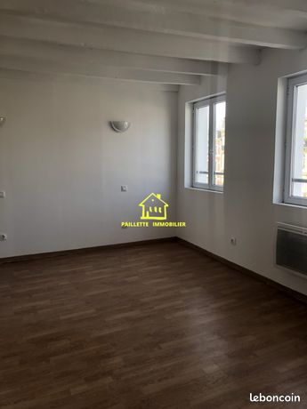https://img.leboncoin.fr/api/v1/lbcpb1/images/80/30/cd/8030cd3efa3446e2cd64c7dfdca331b2c623c1a6.jpg?rule=ad-image