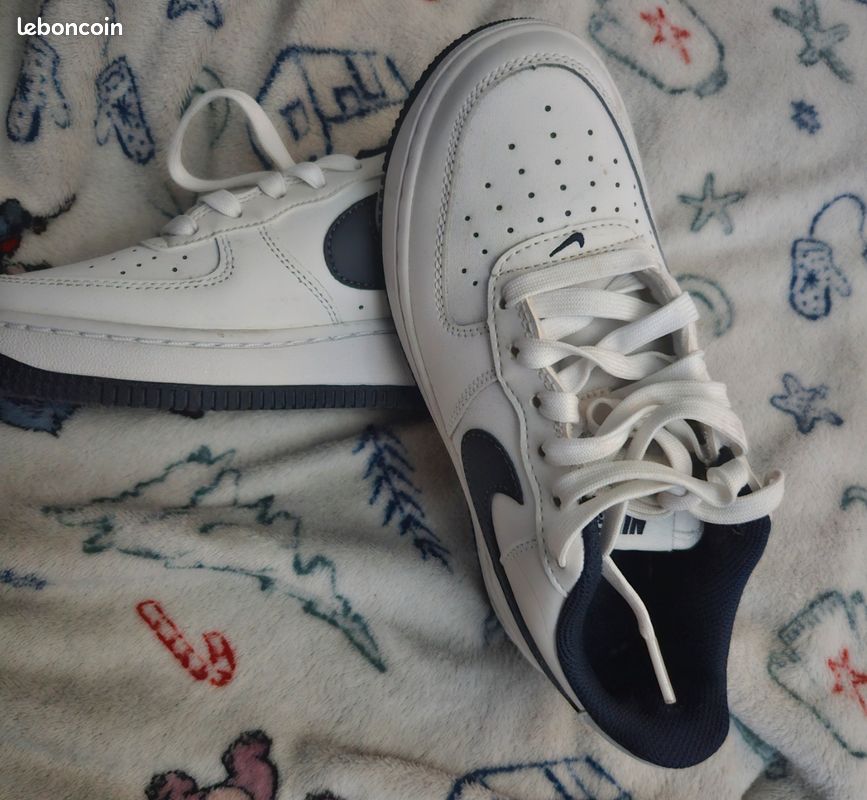 Nike (image 2)