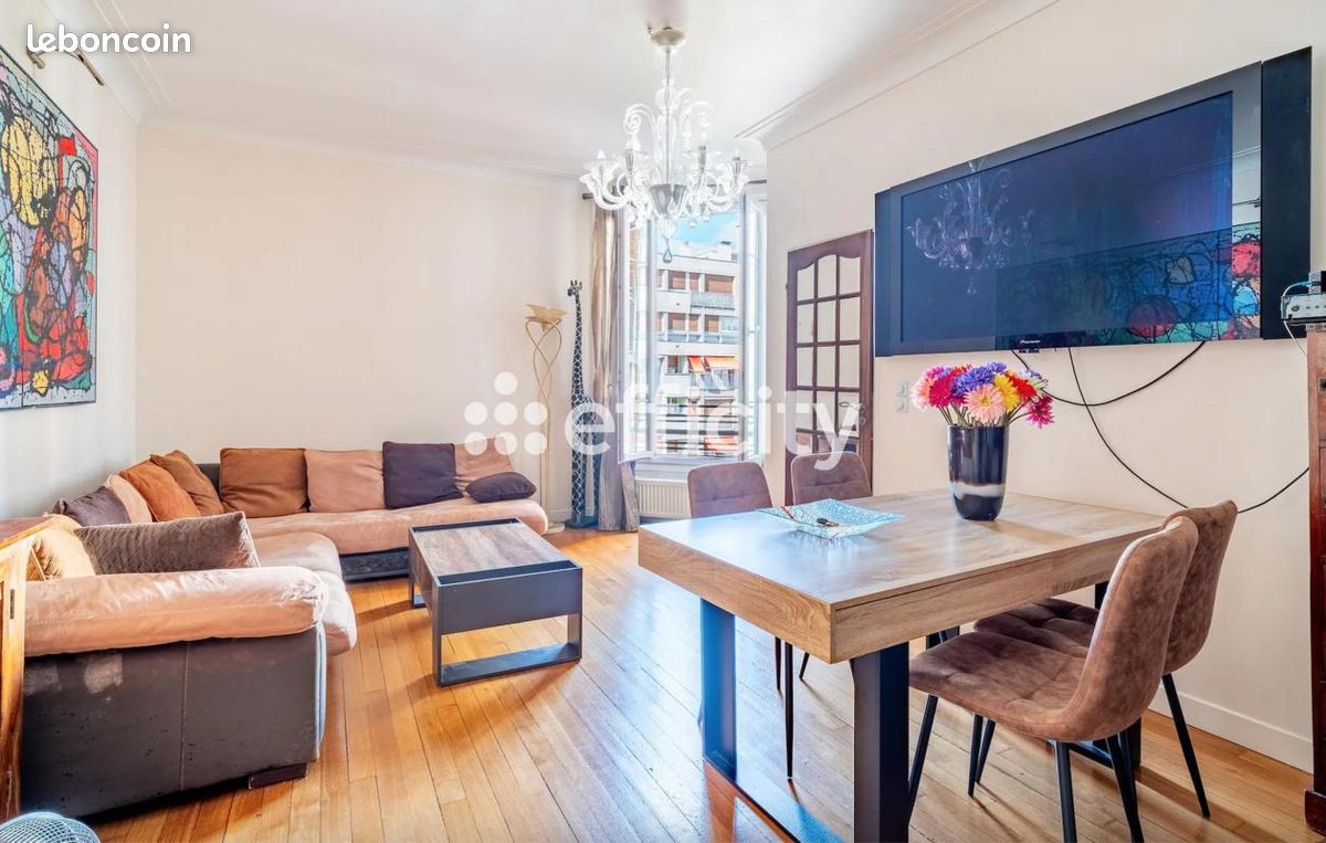 Appartement 3 pièces 84 m² · à Neuilly-sur-Seine · 84 m² · 1 147 000 €