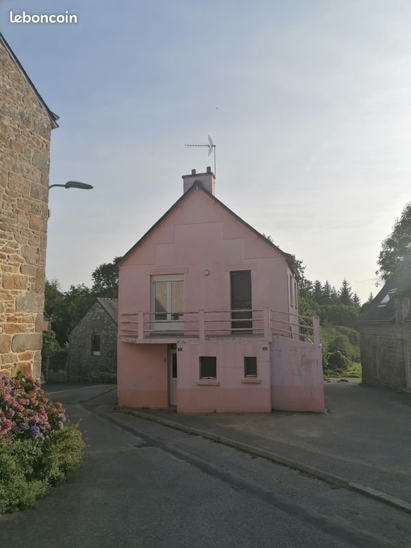 Maison 4 pièces 100 m² · à Langoëlan · 100 m² · 77 000 €