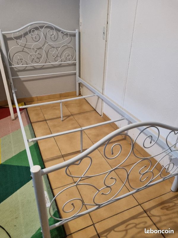Vendre 2 lit une place (image 2)