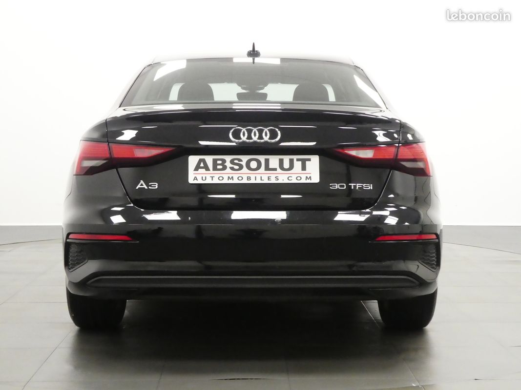 Audi A3 BERLINE 30 TFSI 110CH MILD HYBRID S TRONIC 7 (image 3)