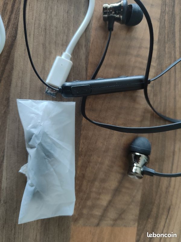 Écouteurs bluetooth neuf (image 4)