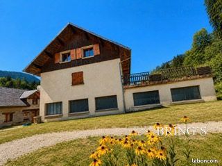 Appartement 4 pièces 82 m² · à Saint-Pierre-d'Entremont · 82 m² · 175 000 €