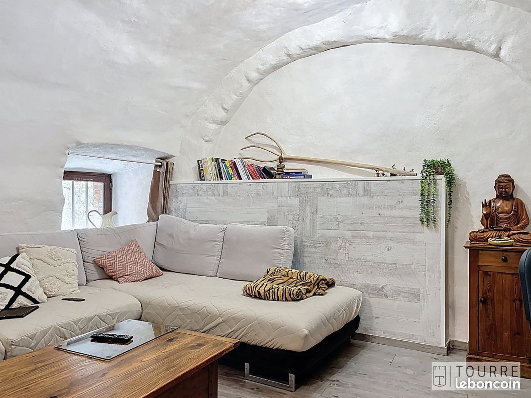 Local commercial 124 m² · à Vallon-Pont-d'Arc · 124 m² · 285 000 €