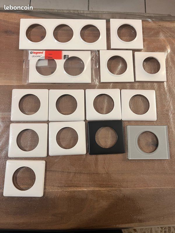 Lot de plaques Legrand Dooxie – Blanc + variantes (image 1)