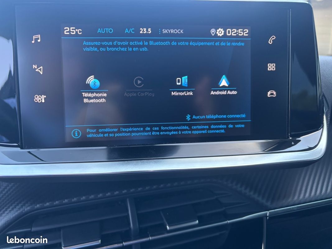 Peugeot 2008 (2) BLUEHDI 130 EAT8 ALLURE PACK (image 17)