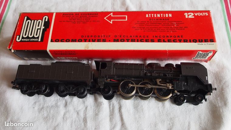 Train électrique Locomotive Jouef 231 C 60 avec tender et boîte 835 - Modélisme
