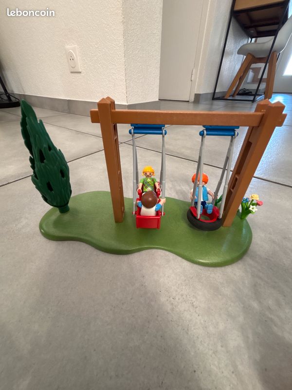 Aire de jeux playmobil (image 2)