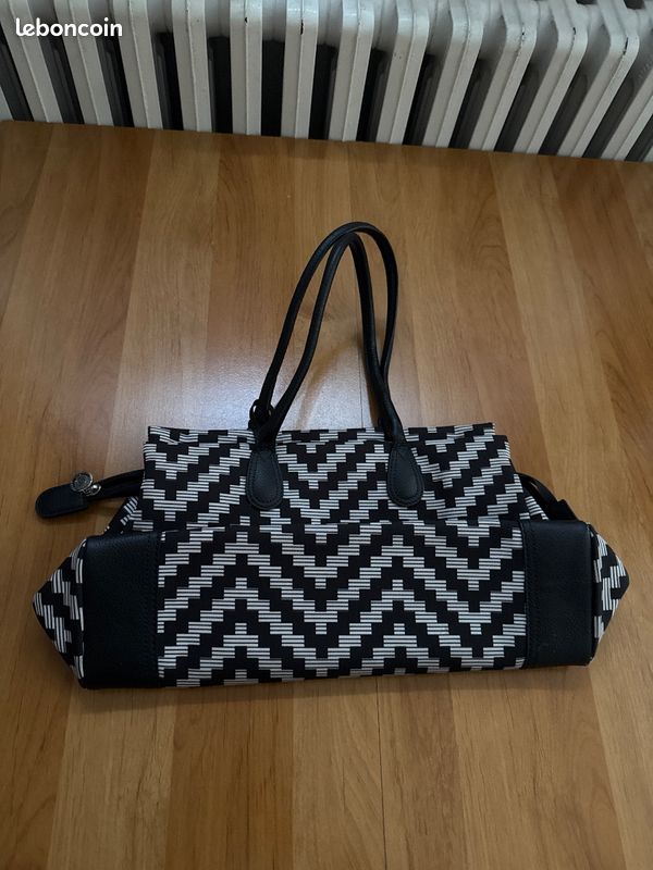 Sac Le Tanneur motif graphique noir blanc cuir veritable excellent etat (image 2)