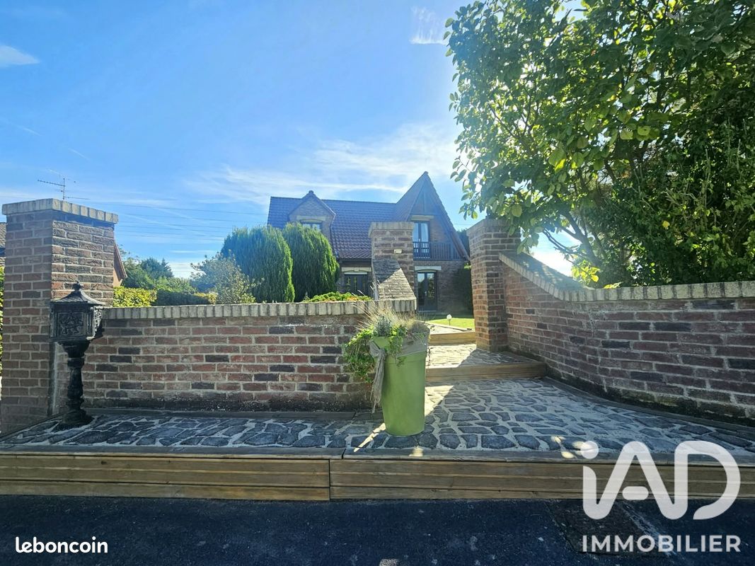 Maison 6 pièces 130 m² · à Saint-Saulve · 130 m² · 395 000 €