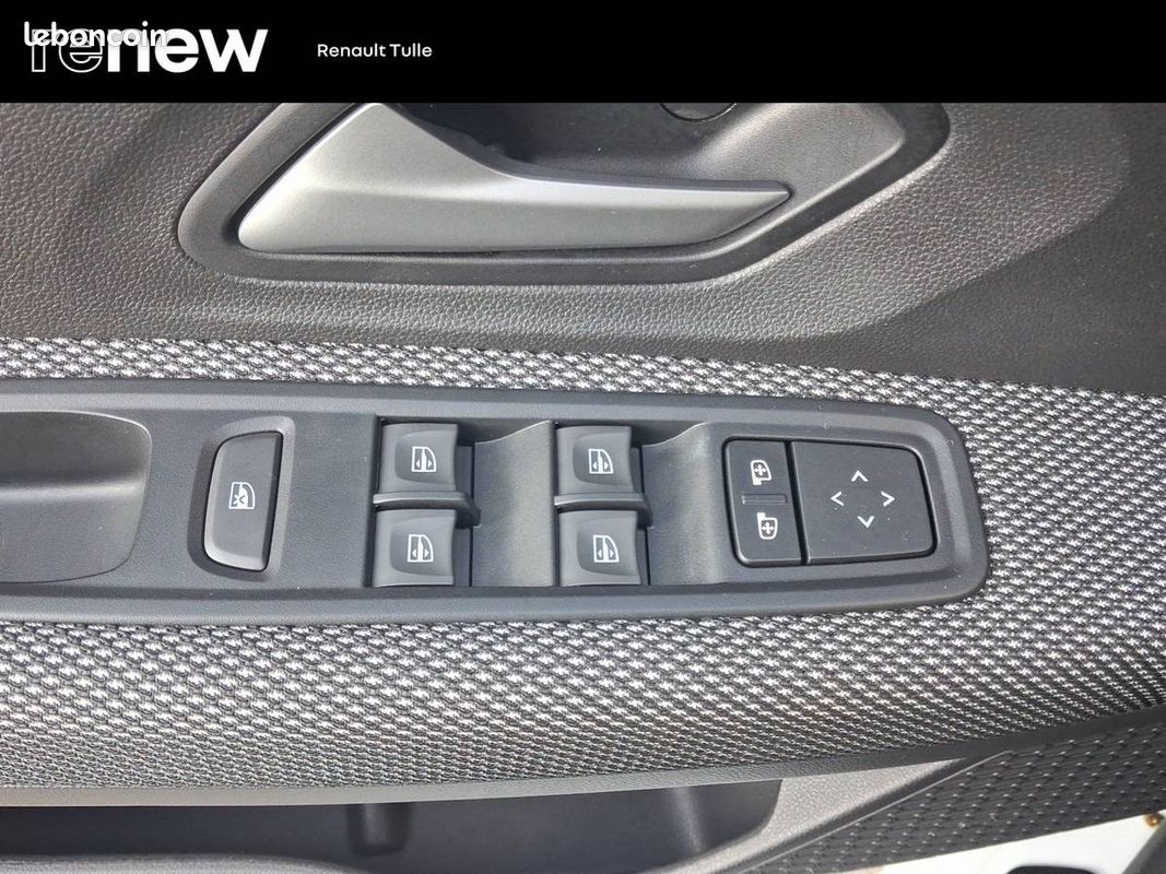 DACIA Sandero ECO-G 100 GSR2 Journey (image 17)