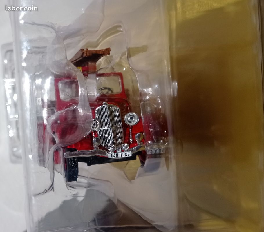 RENAULT ACZ 1 Gugumus - Camion Pompiers AUTOPOMPE des Pompiers de HOENHEIM SDIS 67 - échelle 1/43 - Neuf en boite non ouverte - Collection VEHICULES LEGERS des SAPEURS POMPIERS n° 14 (image 6)