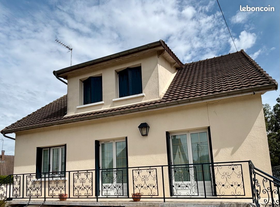 Maison 7 pièces 135 m² · à Saint-Mard · 135 m² · 379 000 €