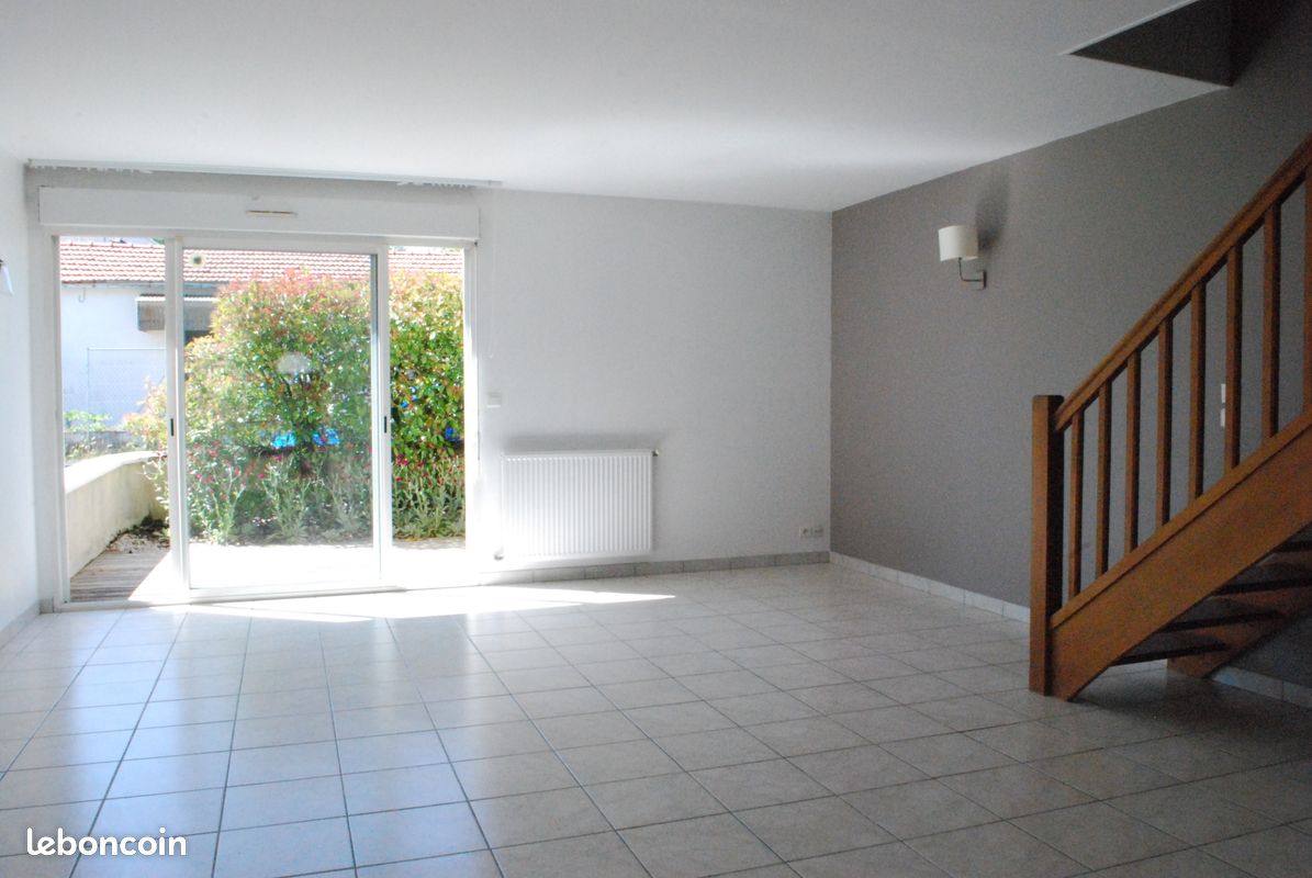 Maison 4 pièces 109 m² · à Pessac · 109 m² · 1 400 €