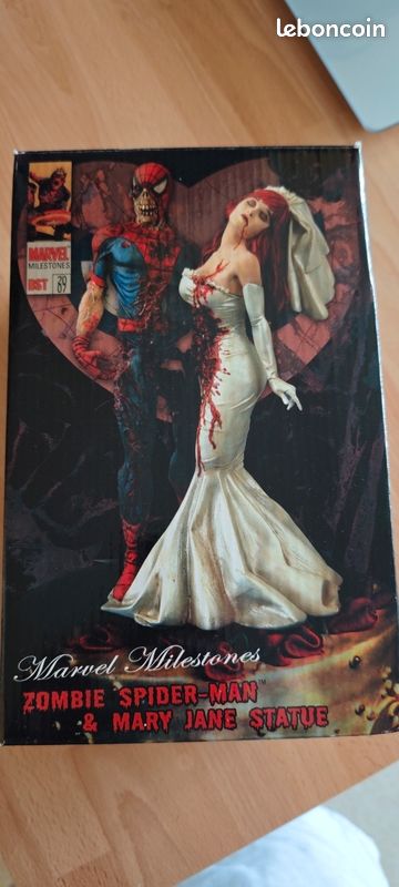 Statuette Marvel Milestones Zombie Spider-Man & Mary Jane N