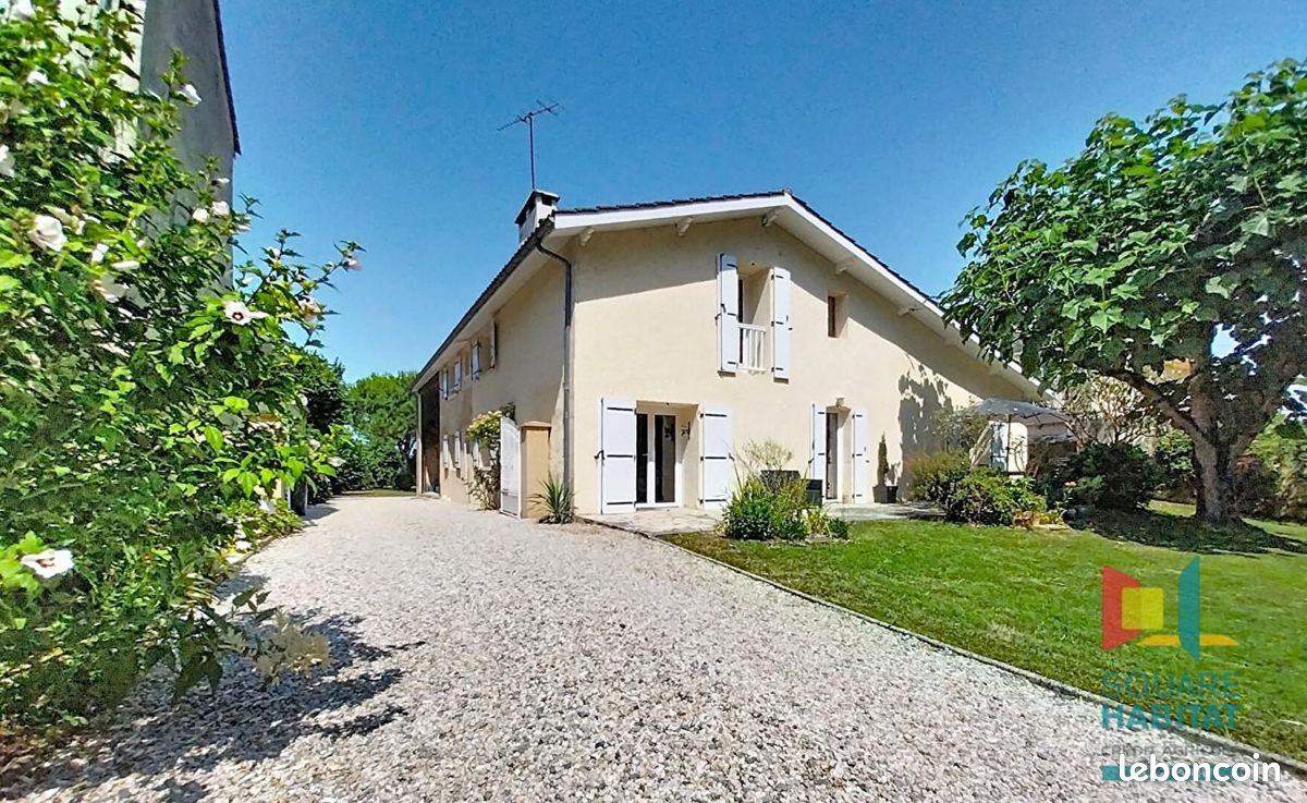 Maison 6 pièces 235 m² · à Moulon · 235 m² · 359 900 €