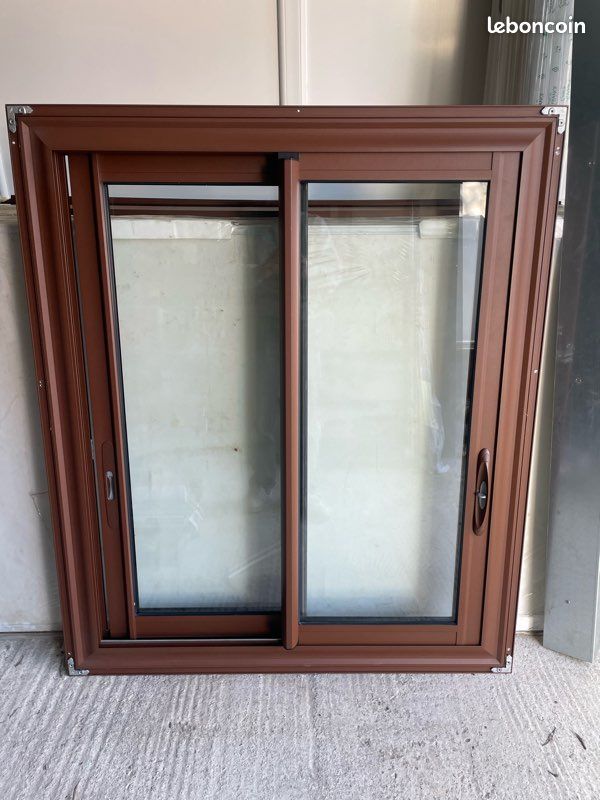 Fenêtre coulissante marron double vitrage 108x128 cm (image 1)