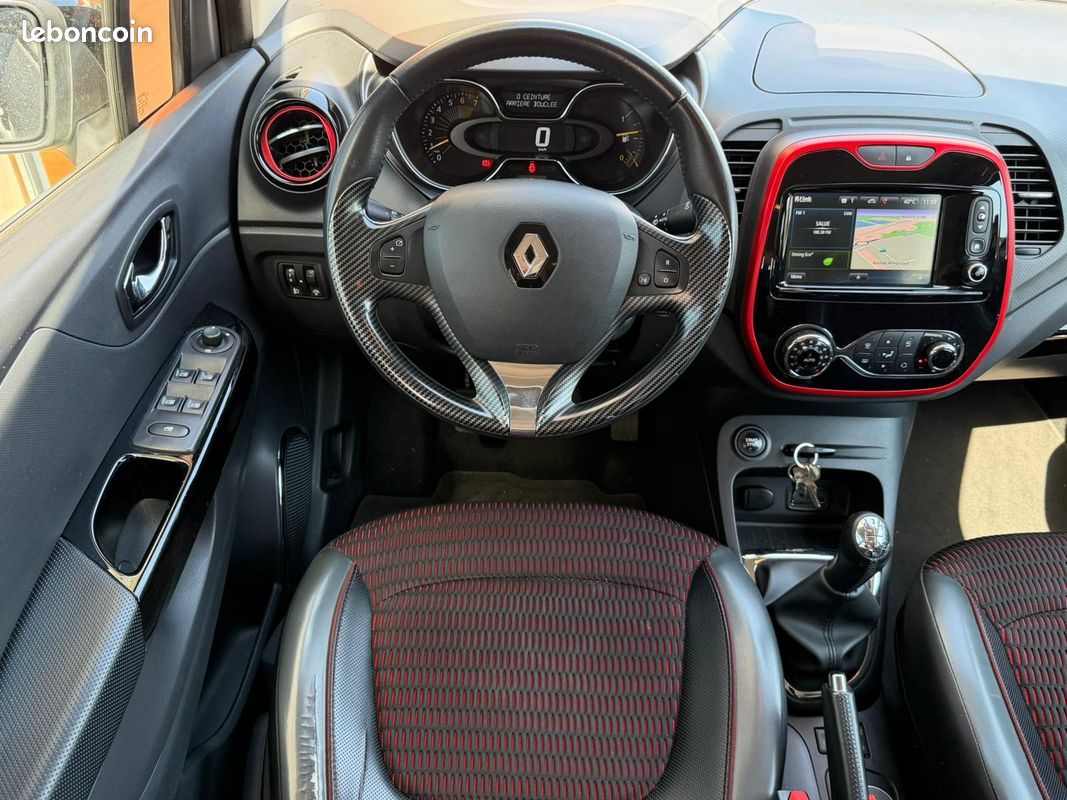 RENAULT CAPTUR TCe 90 Energy SS eco² SL Helly Hansen - REGULATEUR DE VITESSE / RADAR AR/ CAMERA DE RECUL (image 15)