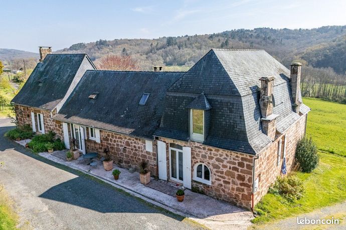 Propriété 7 pièces 250 m²
