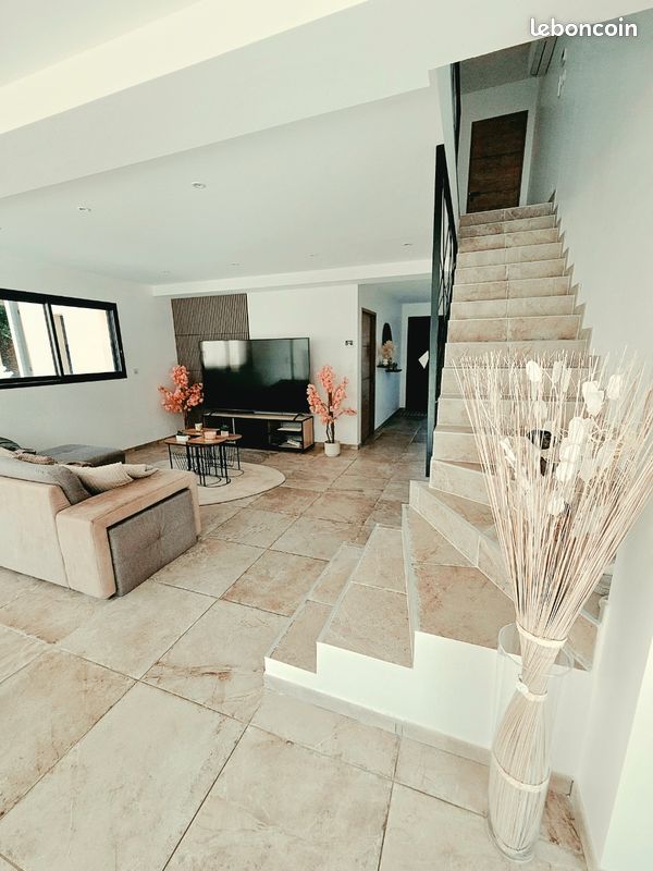 Maison 5 pièces 160 m² · à Le Mesnil-Esnard · 160 m² · 580 000 €