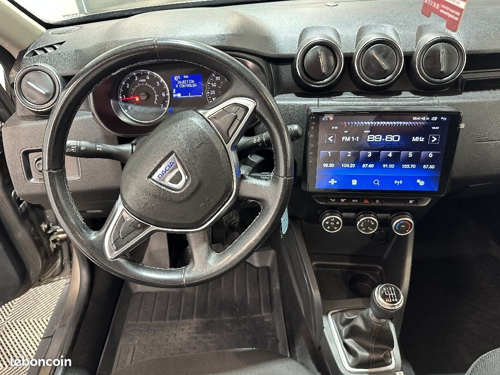 Dacia Duster Blue dCi 115 4x4 Essentiel (image 10)