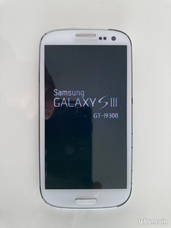 GALAXY S3 GT - i9300 (image 1)