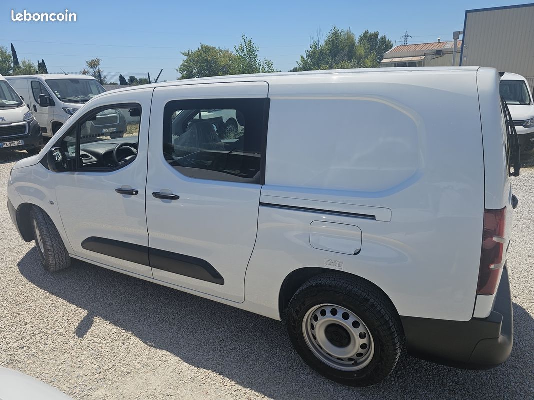 Citroen BERLINGO VAN XL 850KG BLUEHDI 100 S&S CABINE APPROFONDIE GRIP CONTROL 5 PLACES (image 3)