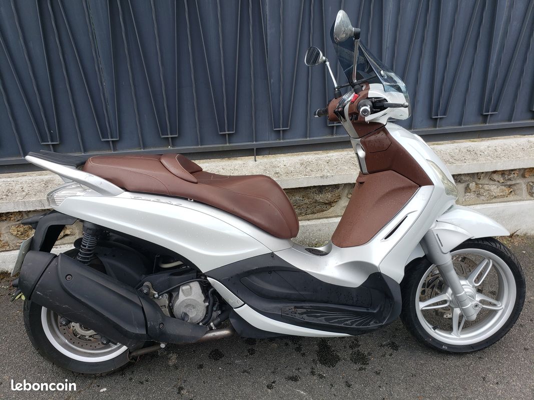 Beverly 250 Piaggio Beverly 350 Sport Touring VelocitÃ Massima 350