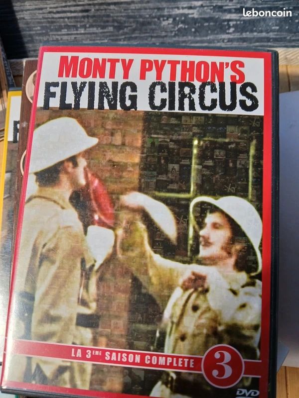 Monty Python's flying circus 4 saisons complètes (image 9)