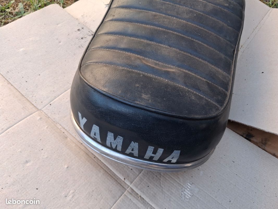 Selle As3 Yamaha 125 rd (image 1)