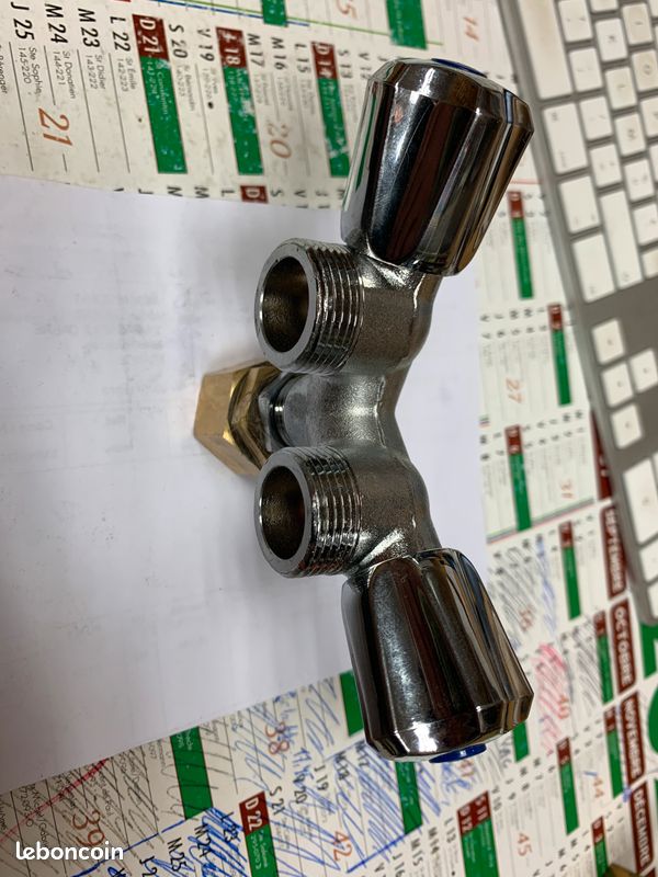 Robinet eau double sortie (image 2)