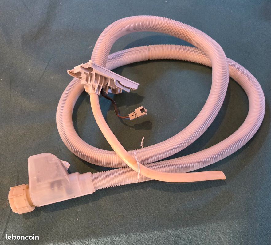 AQUASTOP LAVE VAISSELLE modèle SM140M26EU (image 1)